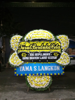 Papan Bunga Duka di Ngetos